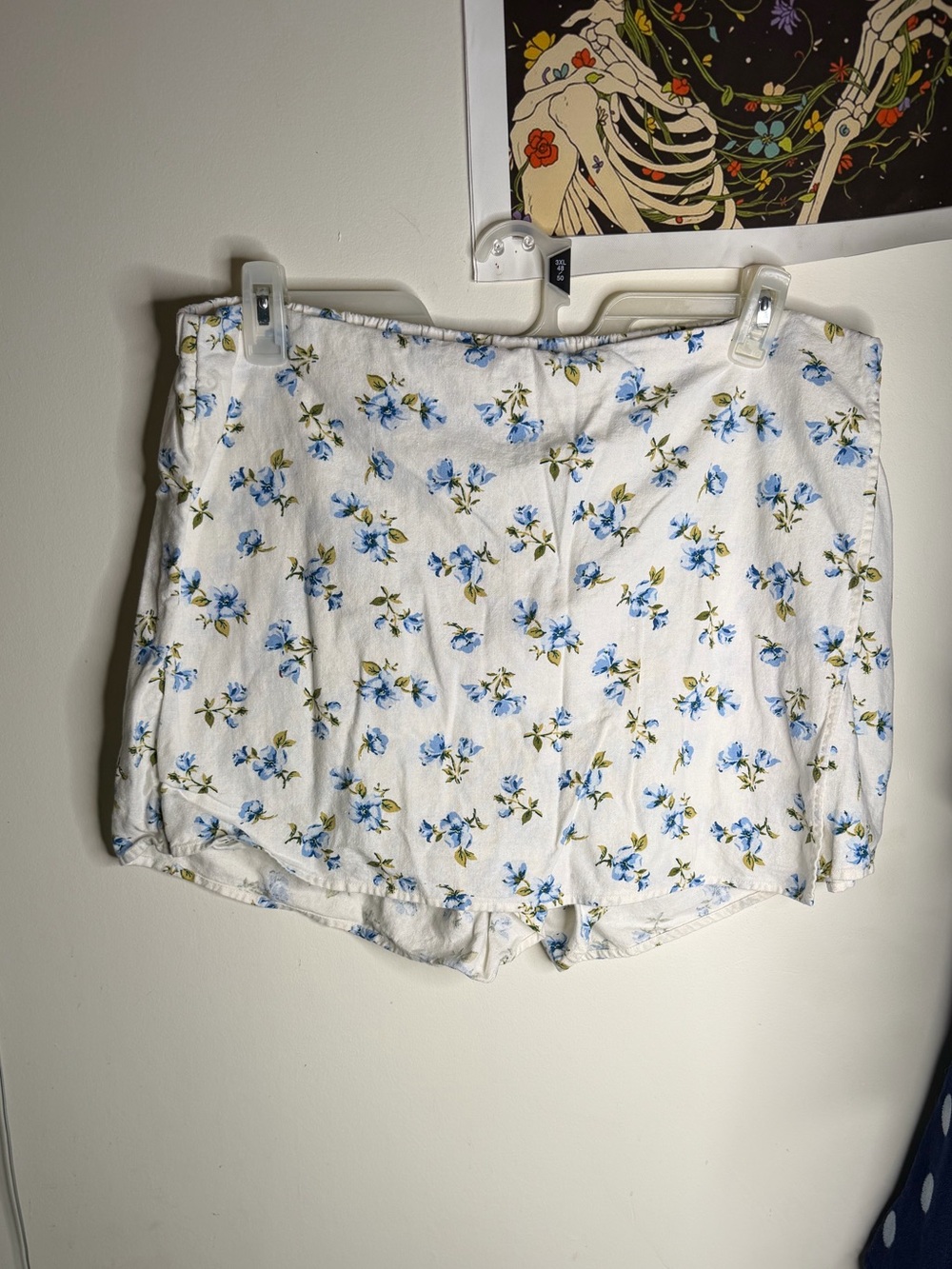Old Navy White Skort with Blue Floral Print